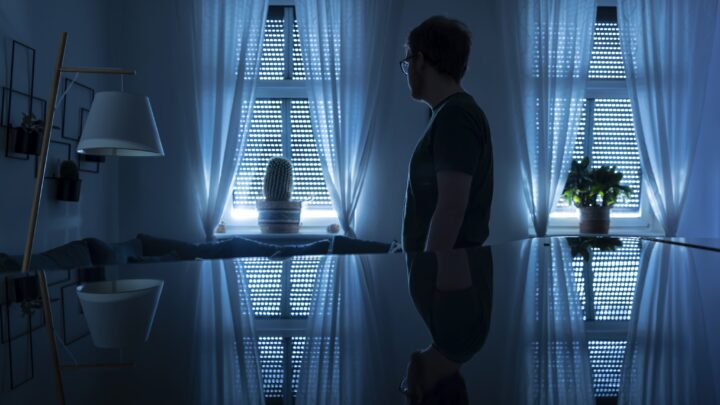 Image of Brent Stirton photographs ME/CFS patients in Austria – exhibition at Art & Antique in the Hofburg